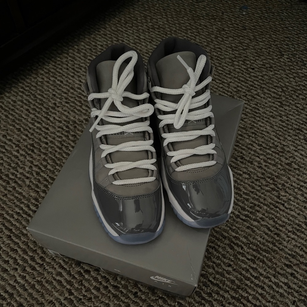 Cool grey 11sSOLD‼️